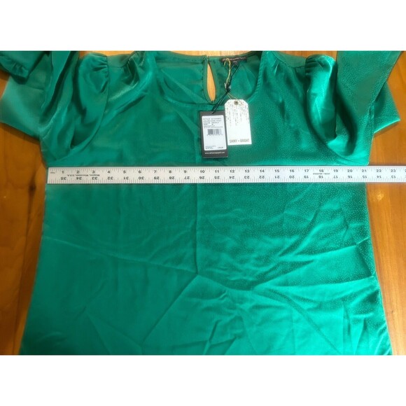 Adrianna Papell Women’s Top Med Shiny & Bright Emerald Long Sleeve Ruffle Cuff - Picture 10 of 14